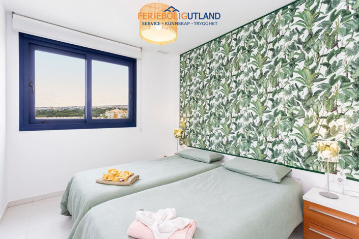 Image No.28-3 Bed Apartment for sale