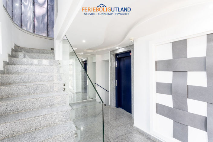 Image No.39-3 Bed Apartment for sale