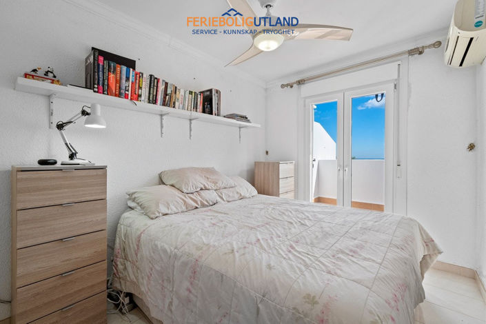 Image No.27-3 Bed Townhouse for sale