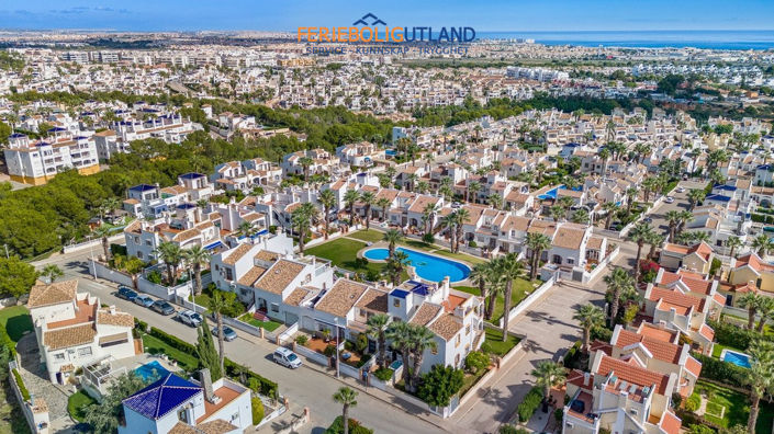 Image No.37-3 Bed Townhouse for sale