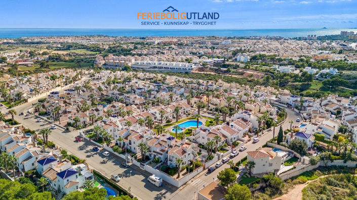 Image No.38-3 Bed Townhouse for sale