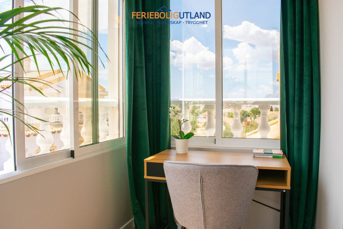 Image No.1-Maison de ville de 3 chambres à vendre à Punta Prima