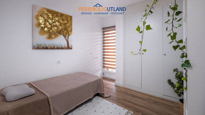 Image No.11-3 Bed Apartment for sale