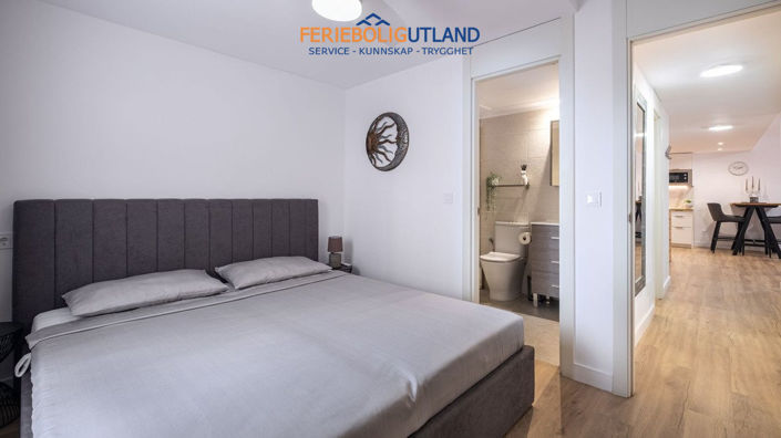 Image No.21-3 Bed Apartment for sale