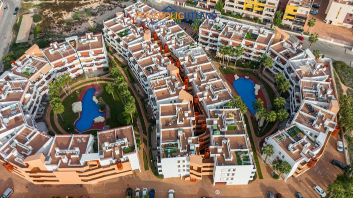 Image No.27-3 Bed Apartment for sale