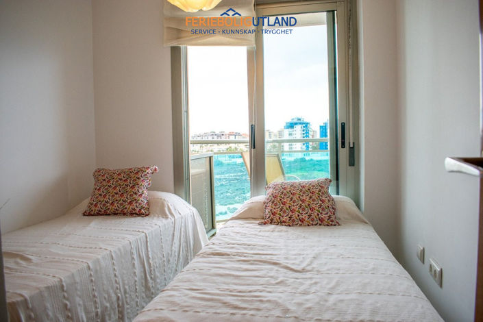 Image No.12-2 Bed Apartment for sale