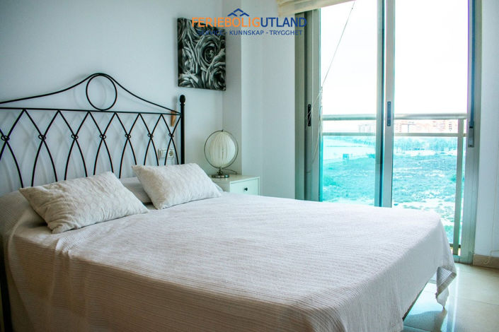 Image No.15-2 Bed Apartment for sale