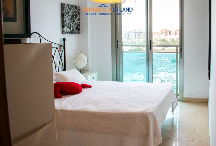 Image No.16-2 Bed Apartment for sale