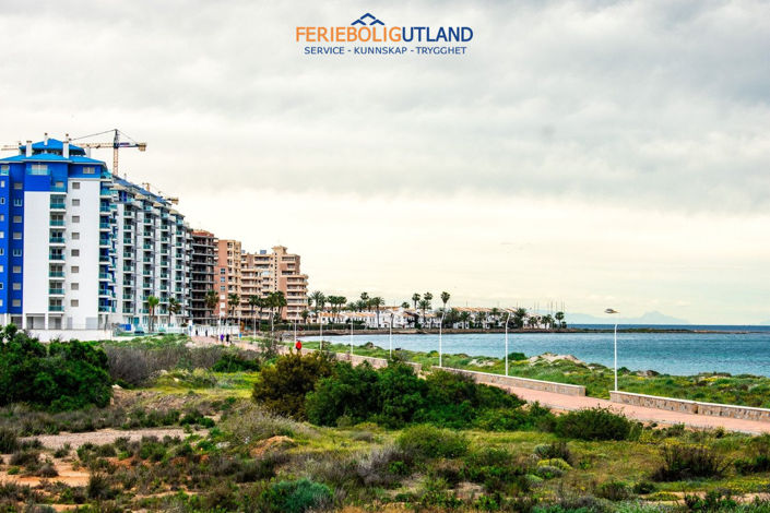 Image No.31-2 Bed Apartment for sale