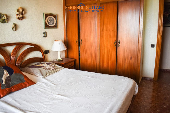 Image No.19-4 Bed Apartment for sale