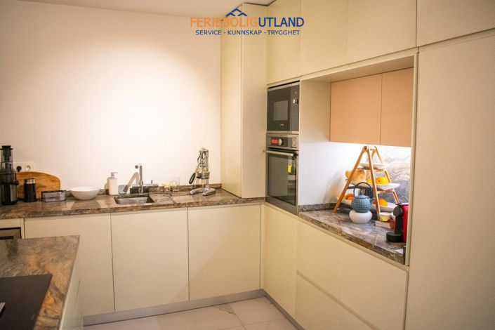 Image No.22-2 Bed Apartment for sale