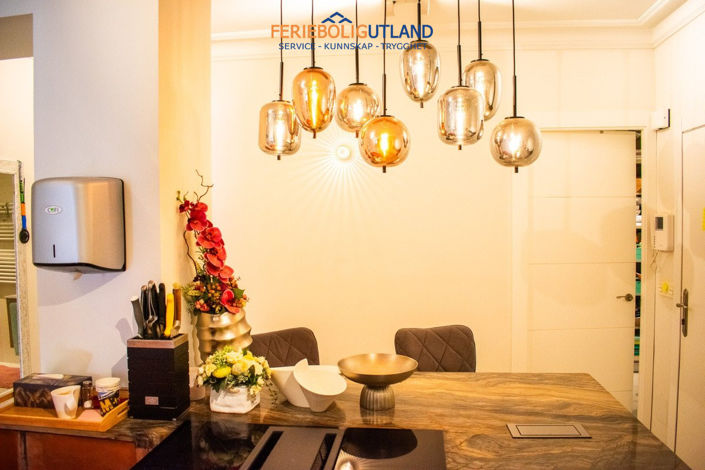 Image No.23-2 Bed Apartment for sale