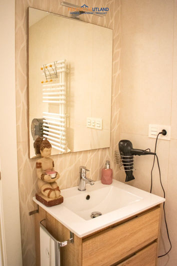 Image No.38-2 Bed Apartment for sale