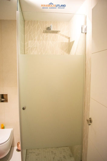 Image No.40-2 Bed Apartment for sale