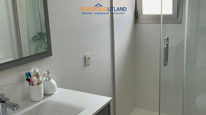 Image No.8-2 Bed Apartment for sale