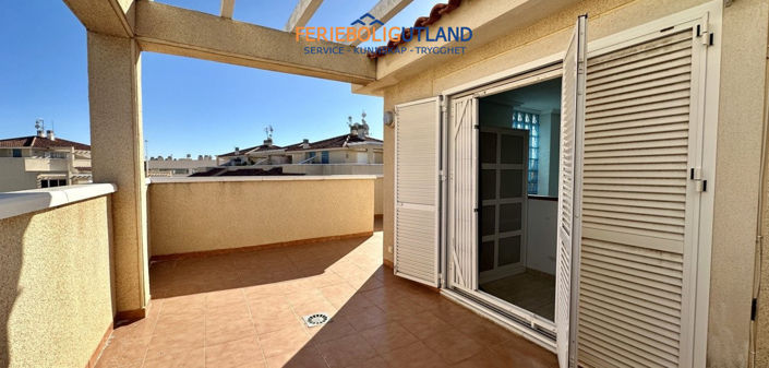 Image No.10-3 Bed Townhouse for sale