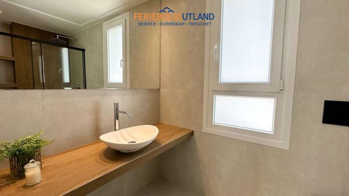 Image No.8-Villa de 3 chambres à vendre à Alicante