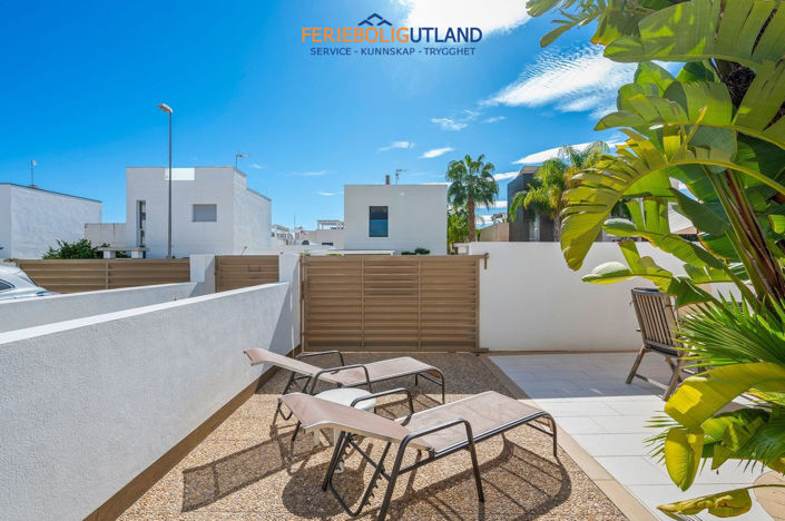 Image No.19-2 Bed Apartment for sale