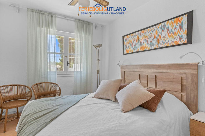 Image No.10-2 Bed Apartment for sale