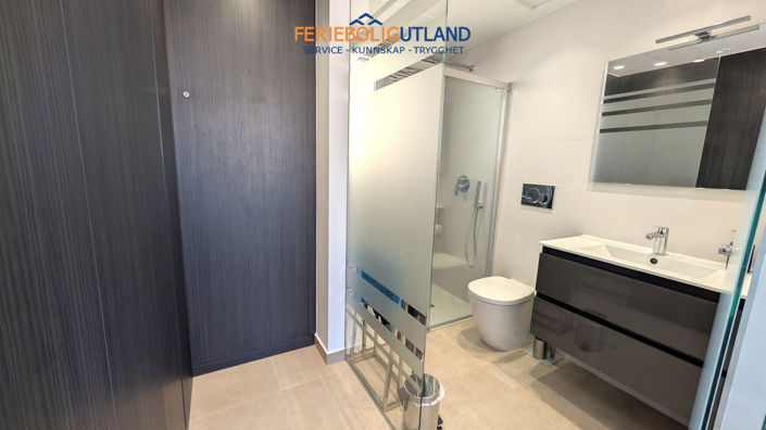 Image No.16-3 Bed Villa for sale