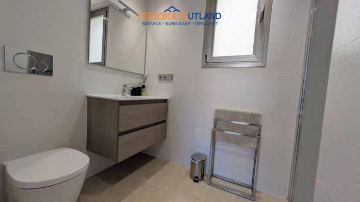 Image No.17-3 Bed Villa for sale