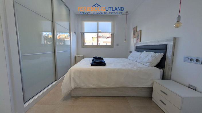 Image No.28-3 Bed Villa for sale