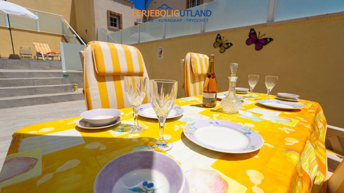 Image No.3-3 Bed Villa for sale