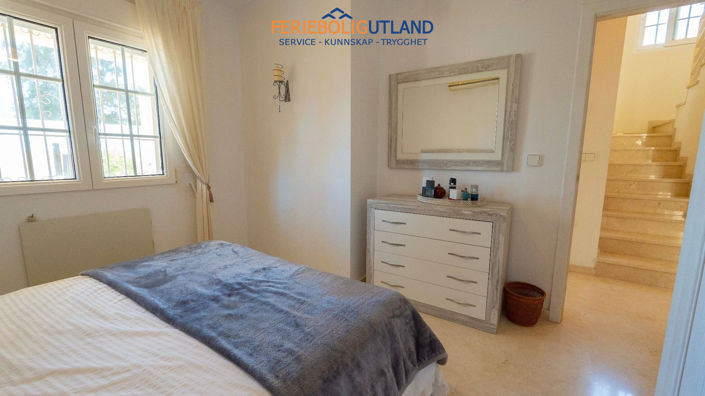 Image No.34-3 Bed Villa for sale