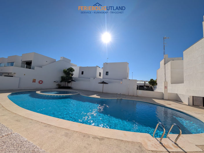 Image No.36-4 Bed Townhouse for sale