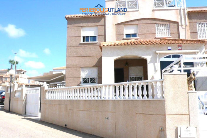 Image No.1-Maison de ville de 2 chambres à vendre à Torrevieja