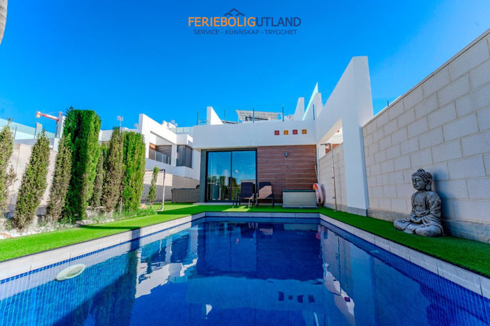 Image No.3-Villa de 3 chambres à vendre à Alicante