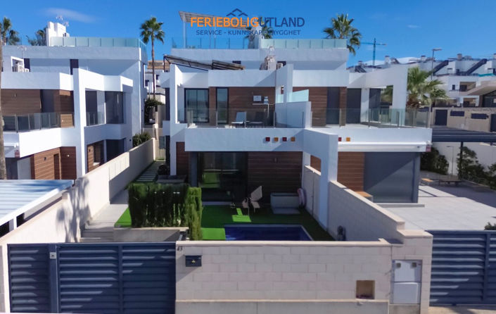 Image No.7-3 Bed Villa for sale