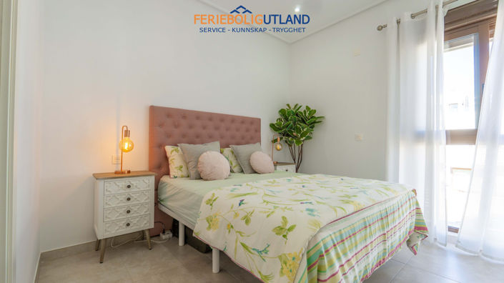 Image No.10-3 Bed Apartment for sale