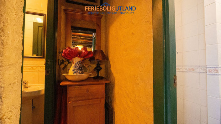 Image No.12-1 Bed Apartment for sale