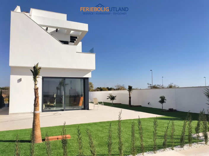 Image No.11-3 Bed Villa for sale