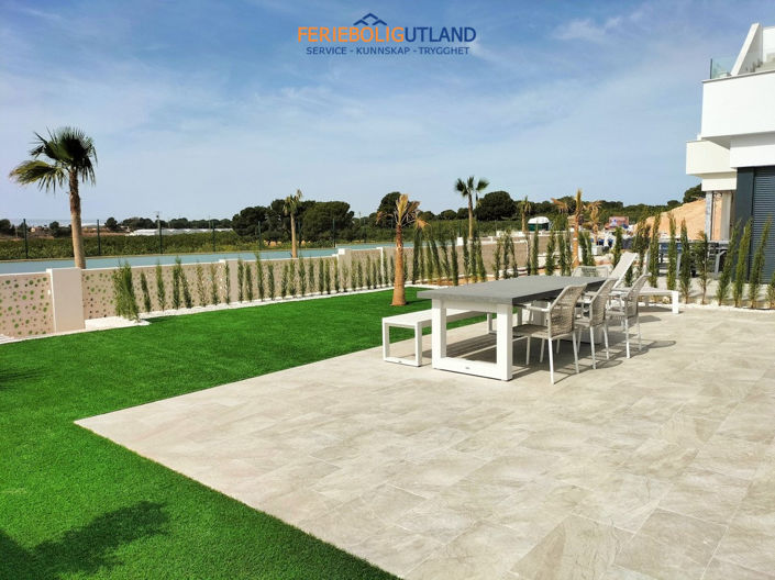 Image No.39-3 Bed Villa for sale