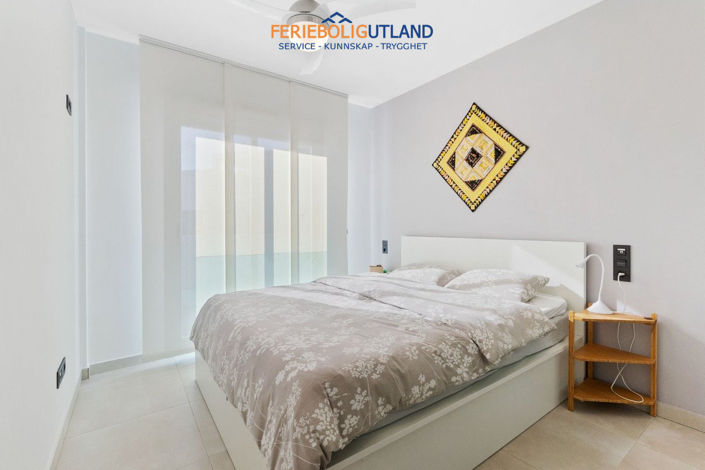 Image No.12-2 Bed Apartment for sale