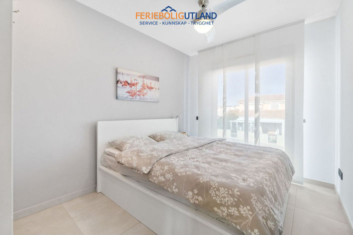 Image No.15-2 Bed Apartment for sale