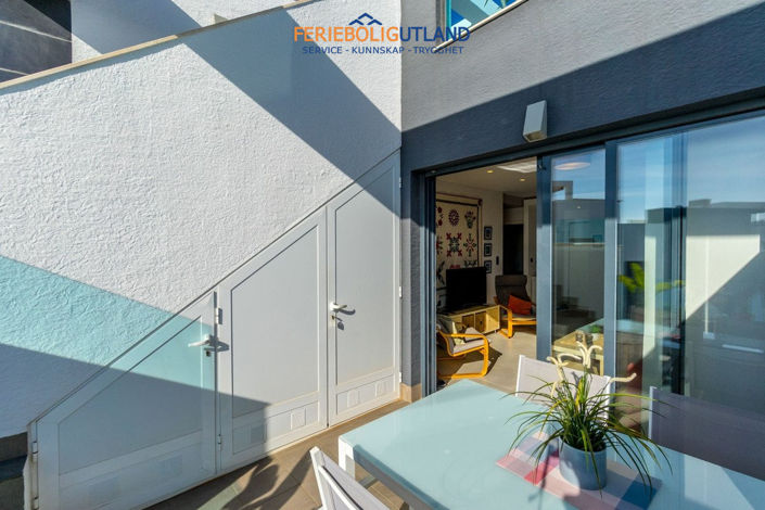 Image No.18-2 Bed Apartment for sale