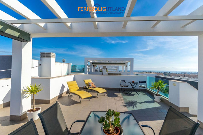 Image No.21-2 Bed Apartment for sale