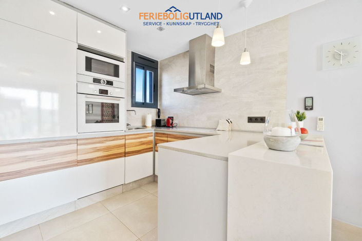 Image No.8-2 Bed Apartment for sale