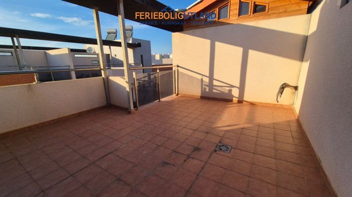 Image No.22-3 Bed Quad for sale