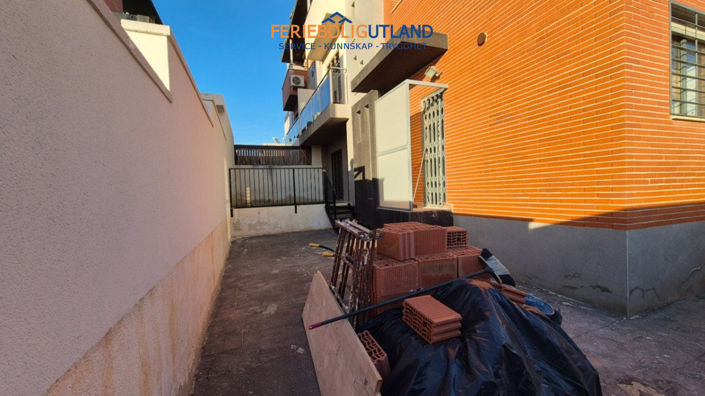 Image No.27-3 Bed Quad for sale