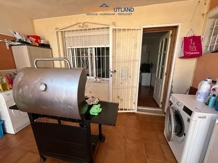 Image No.19-3 Bed Townhouse for sale