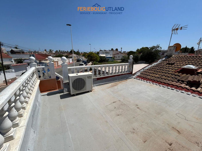 Image No.22-3 Bed Townhouse for sale