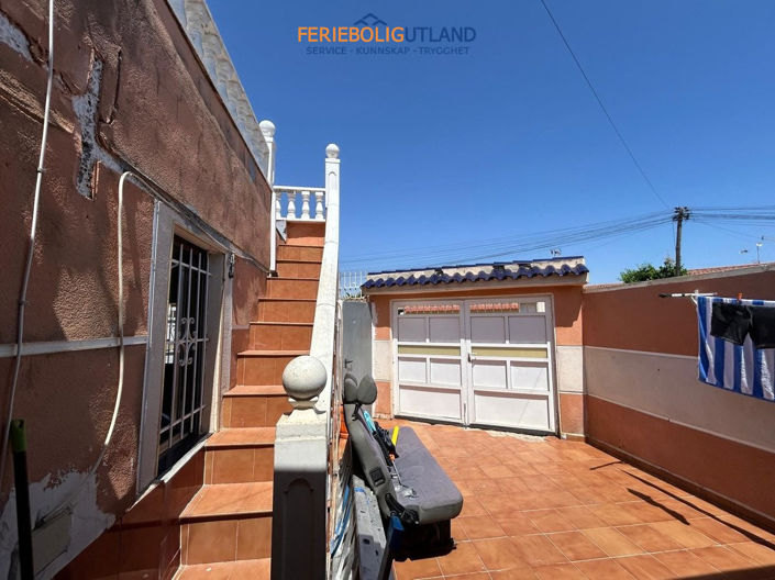 Image No.25-3 Bed Townhouse for sale