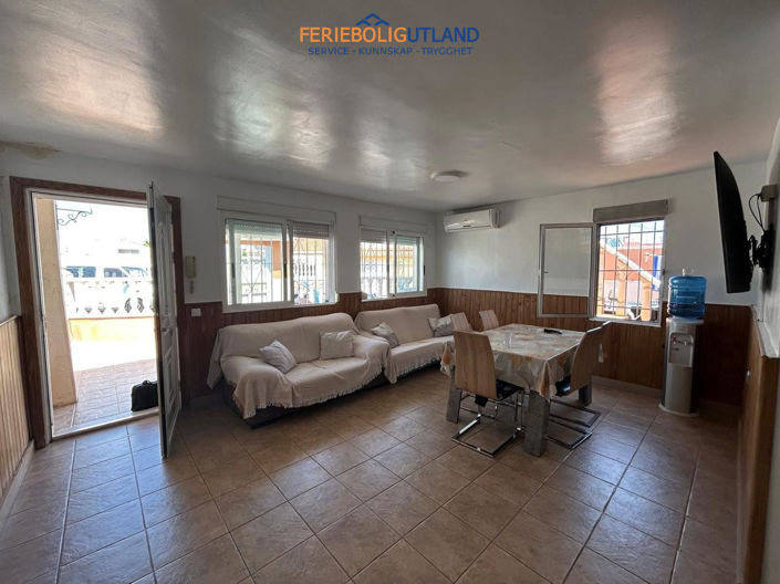 Image No.30-3 Bed Townhouse for sale