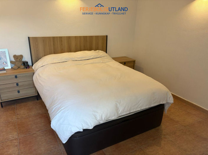 Image No.15-5 Bed Townhouse for sale