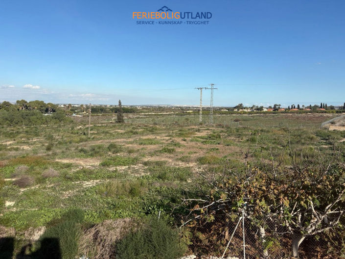 Image No.22-5 Bed Townhouse for sale