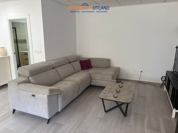 Image No.4-5 Bed Townhouse for sale